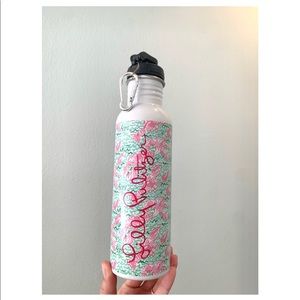 Lilly Pulitzer Lobstah Roll print water bottle